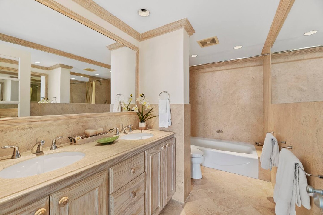  Image of Apartment - 3 Bedrooms - 3 Bathrooms for Rental in St. James-Barbados, Image 12