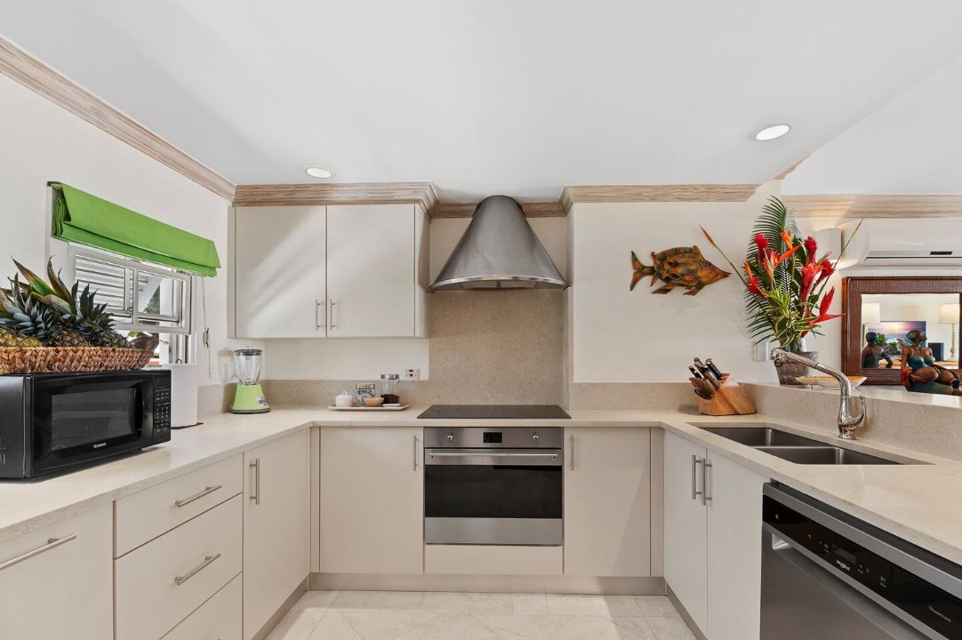  Image of Apartment - 3 Bedrooms - 3 Bathrooms for Rental in St. James-Barbados, Image 6