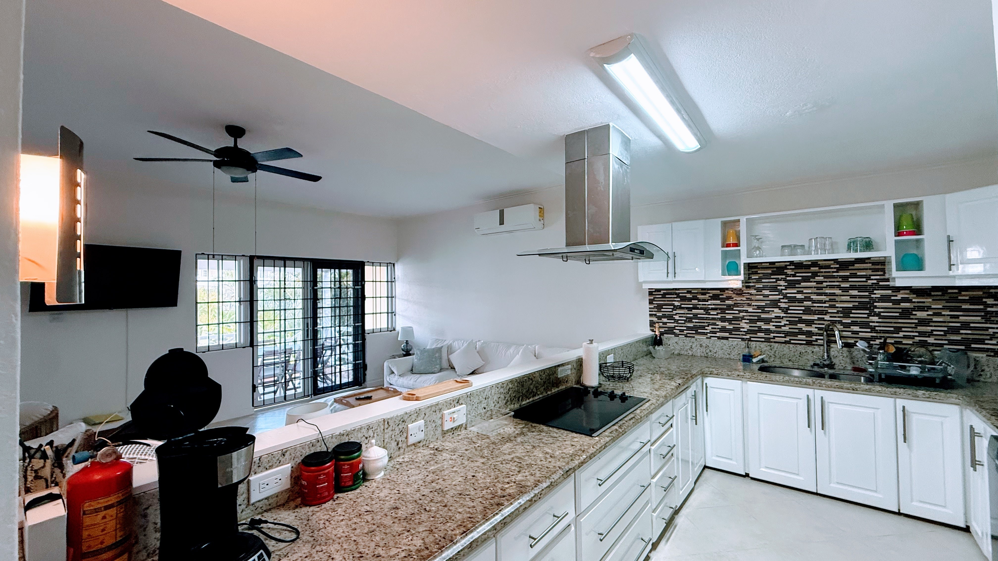  Image of Apartment - 3 Bedrooms - 3 Bathrooms for Holiday Rentals in Hastings-Barbados, Image 6