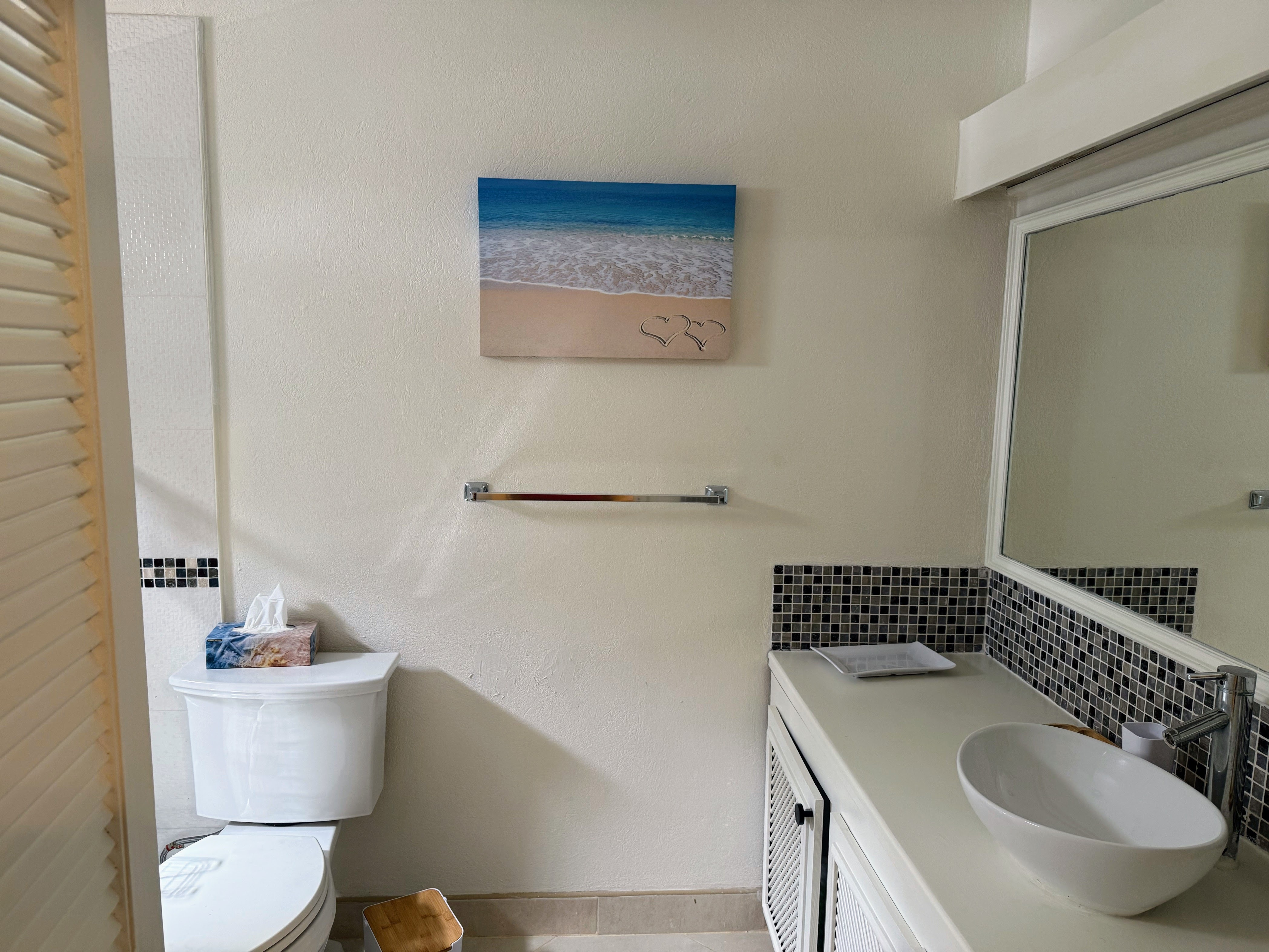  Image of Apartment - 3 Bedrooms - 3 Bathrooms for Holiday Rentals in Hastings-Barbados, Image 13