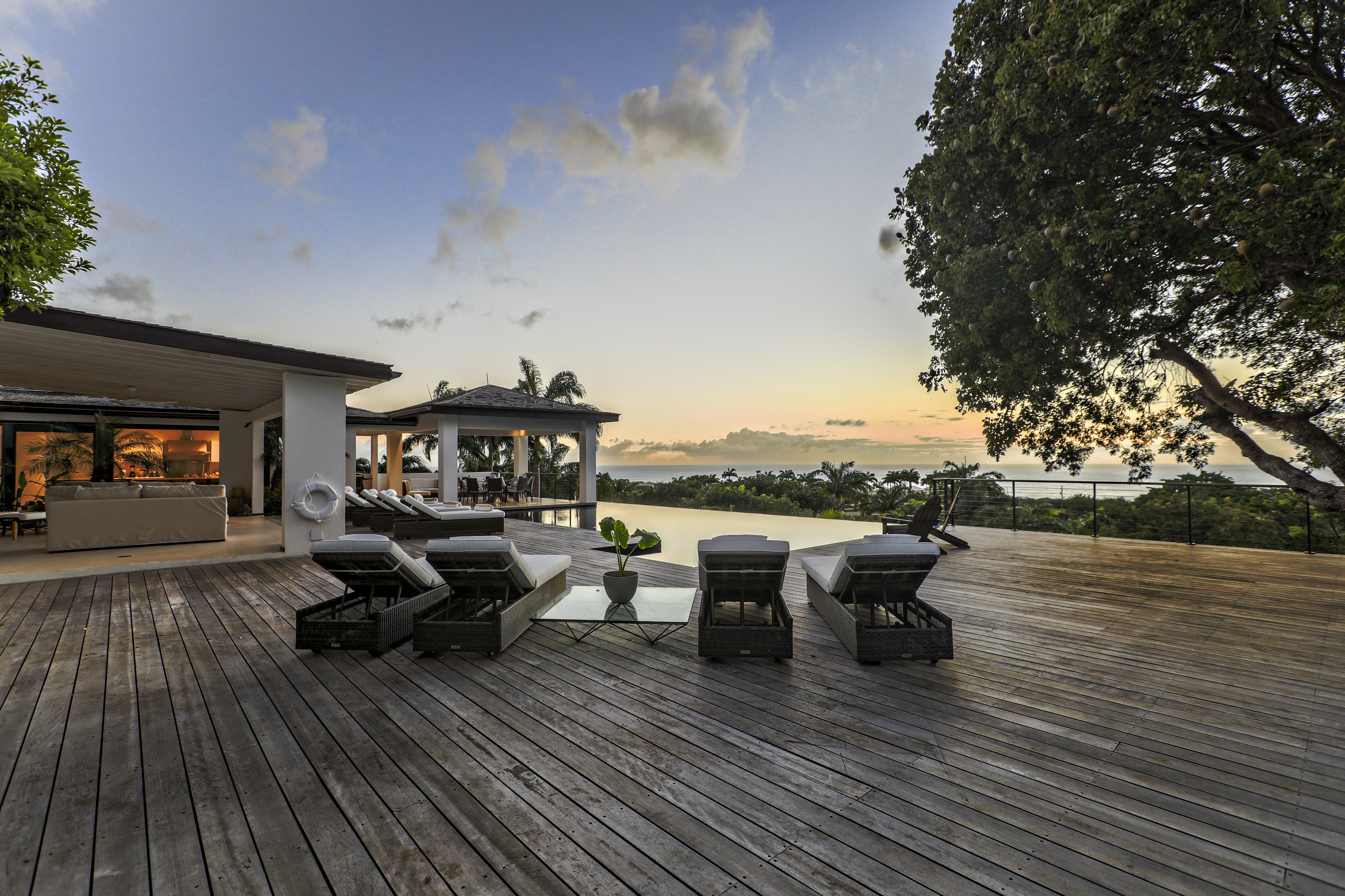 Westmoreland Ridge – Sundeck House