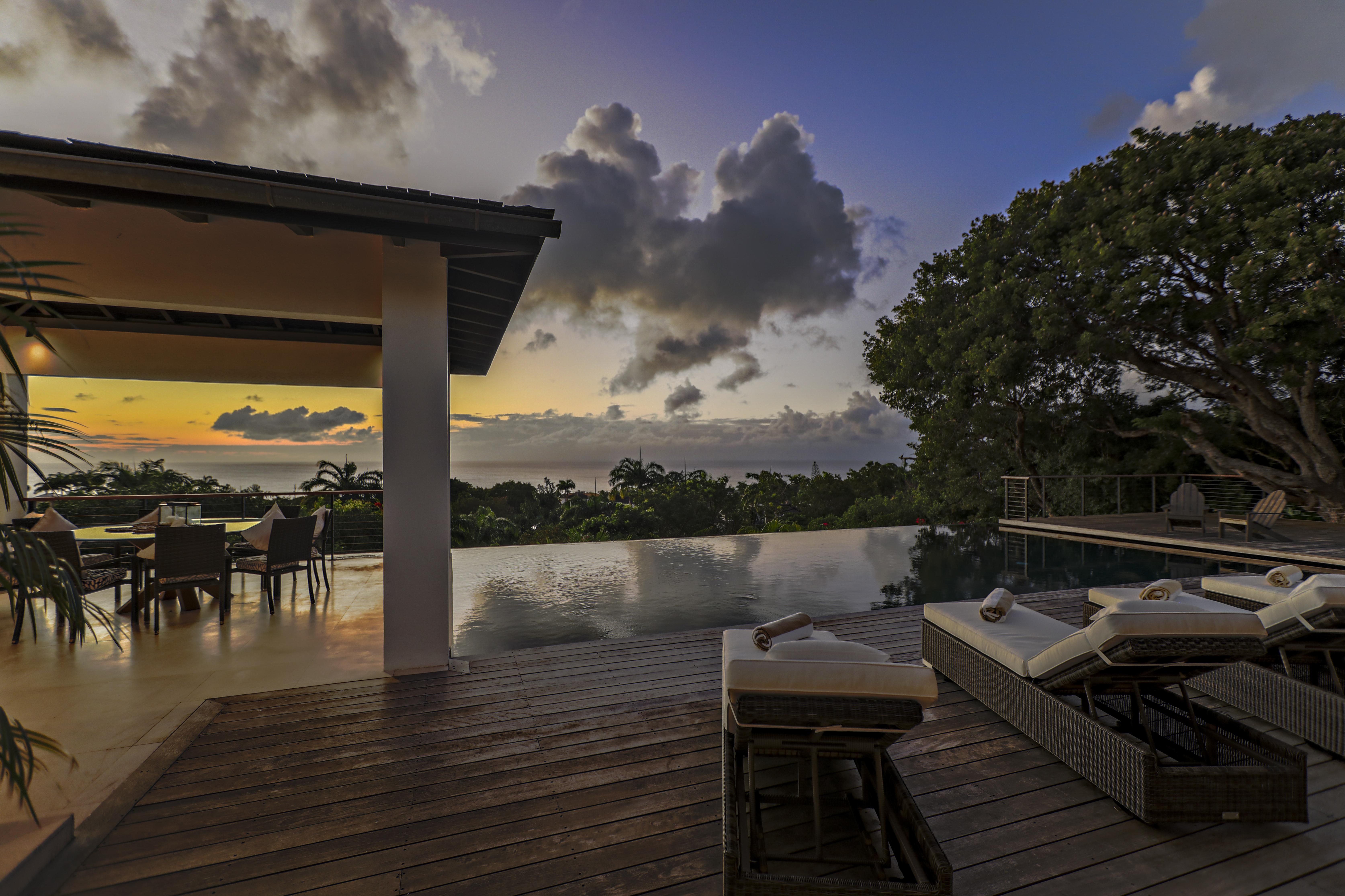 Westmoreland Ridge – Sundeck House