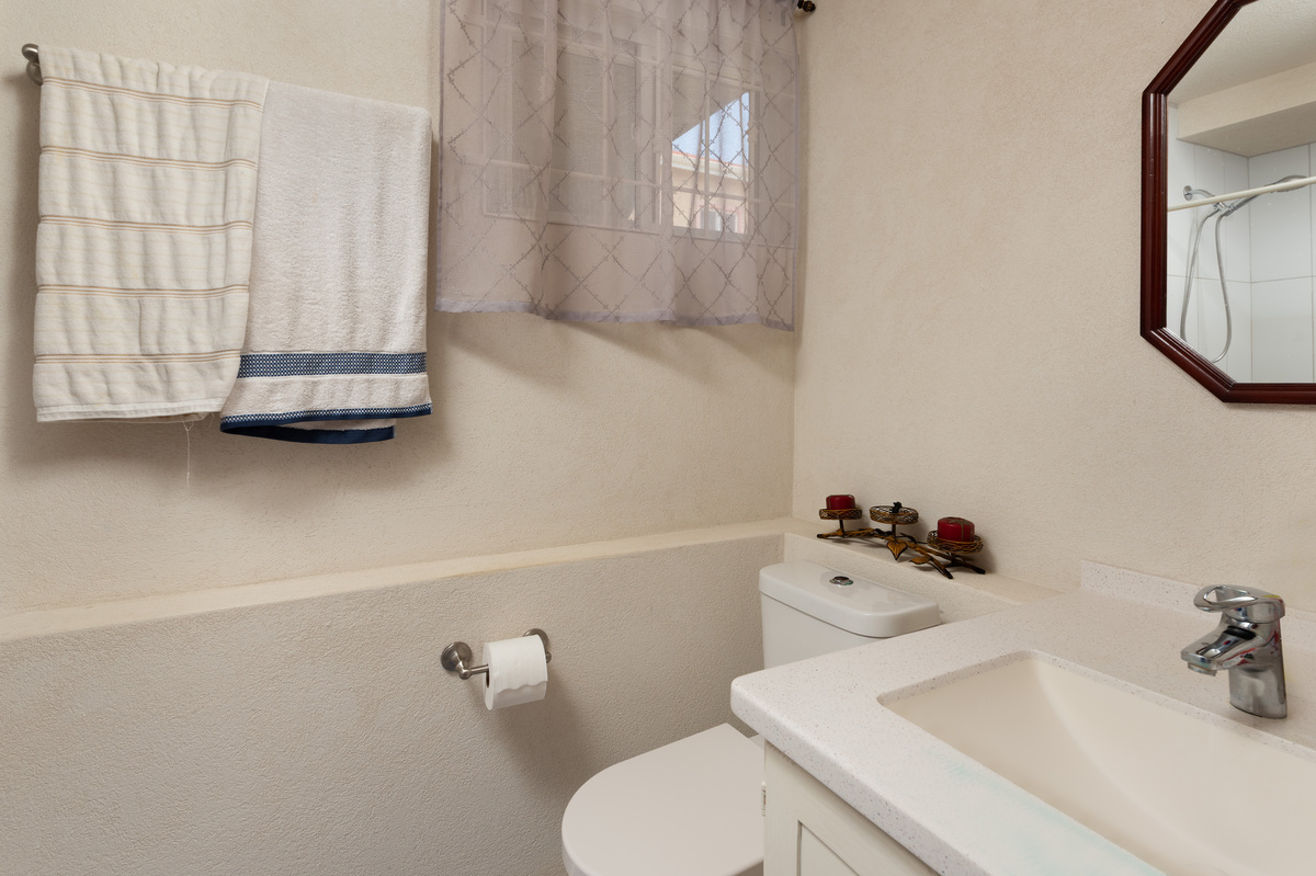 Image of Villa - 5 Bedrooms - 3 Bathrooms for Sale in Barbados, Image 18