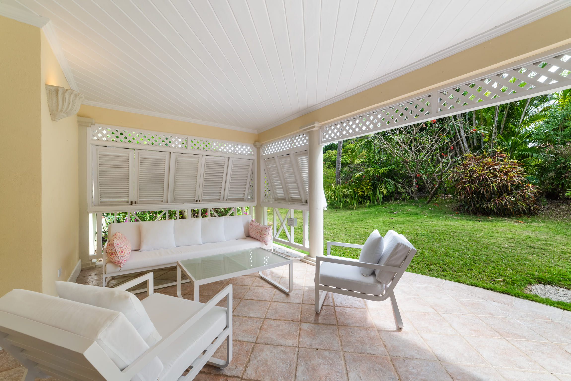 Ascot 3 Villa – 200m to Gibbs Beach