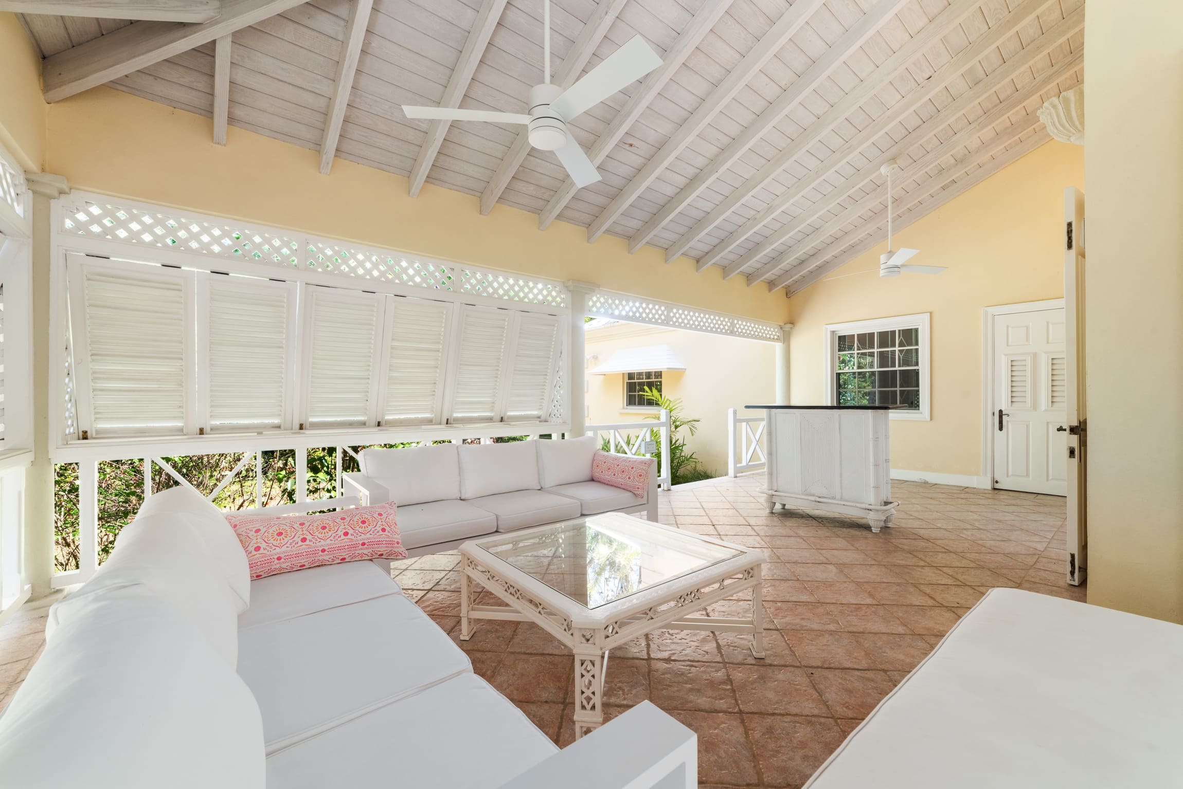 Ascot 3 Villa – 200m to Gibbs Beach