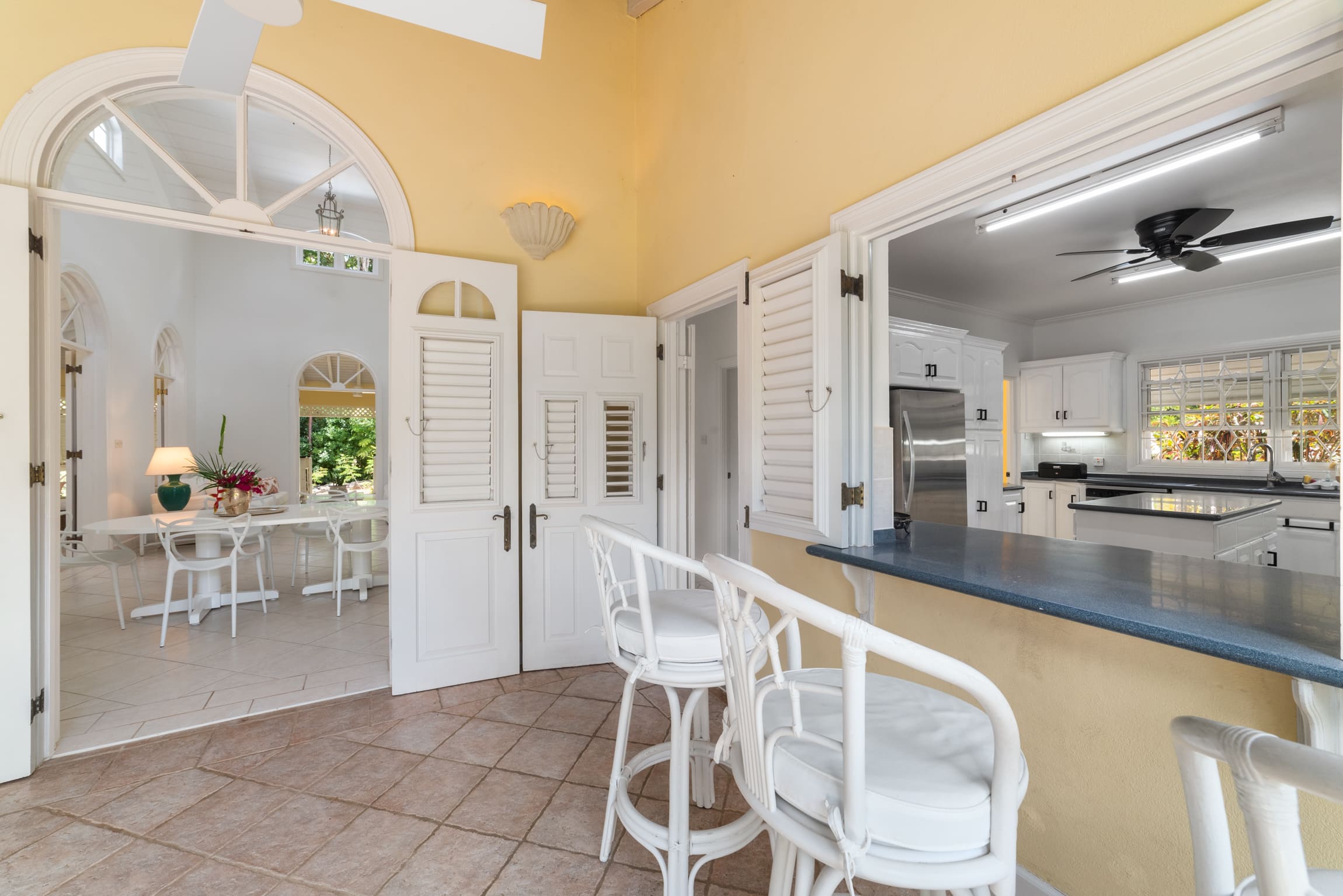 Ascot 3 Villa – 200m to Gibbs Beach