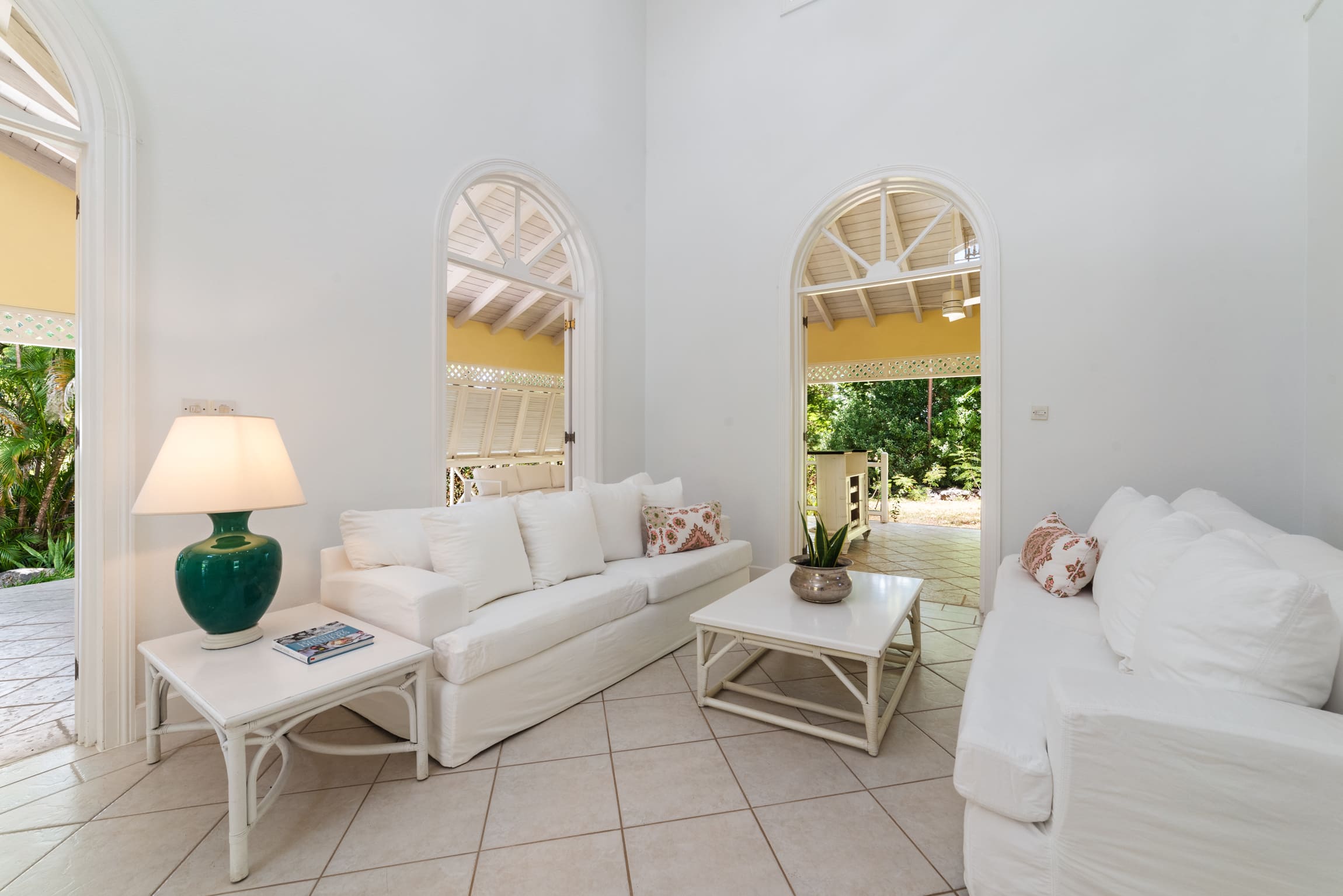 Ascot 3 Villa – 200m to Gibbs Beach