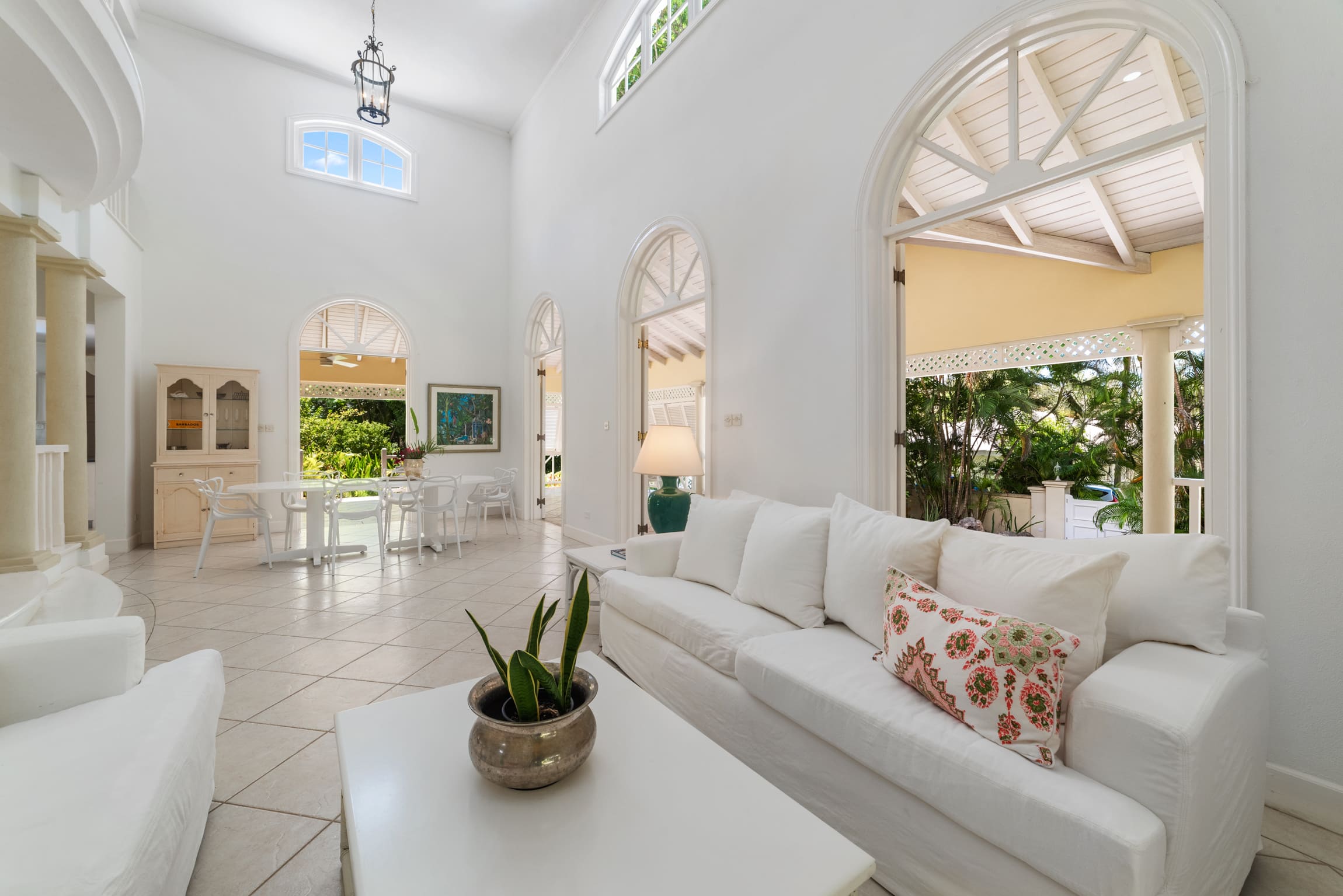 Ascot 3 Villa – 200m to Gibbs Beach