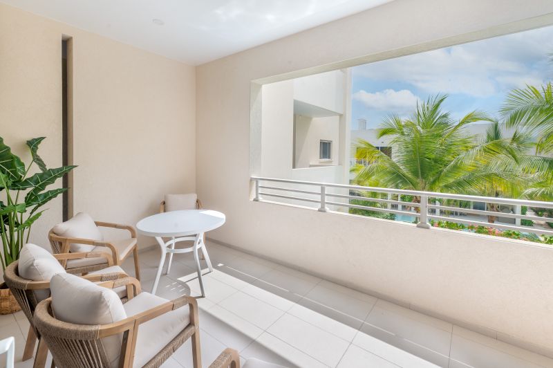 Harmony Hall Green No. 411