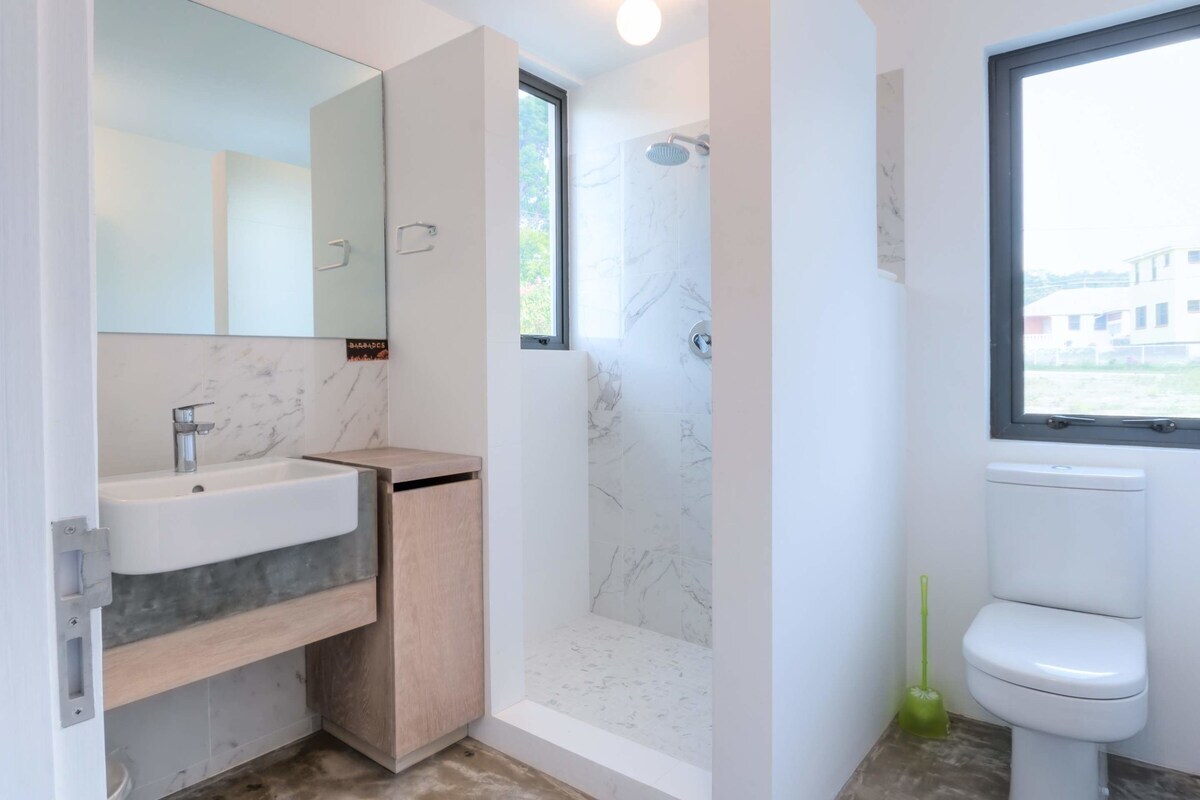 Image of Villa - 5 Bedrooms - 5 Bathrooms for Sale in Barbados, Image 18