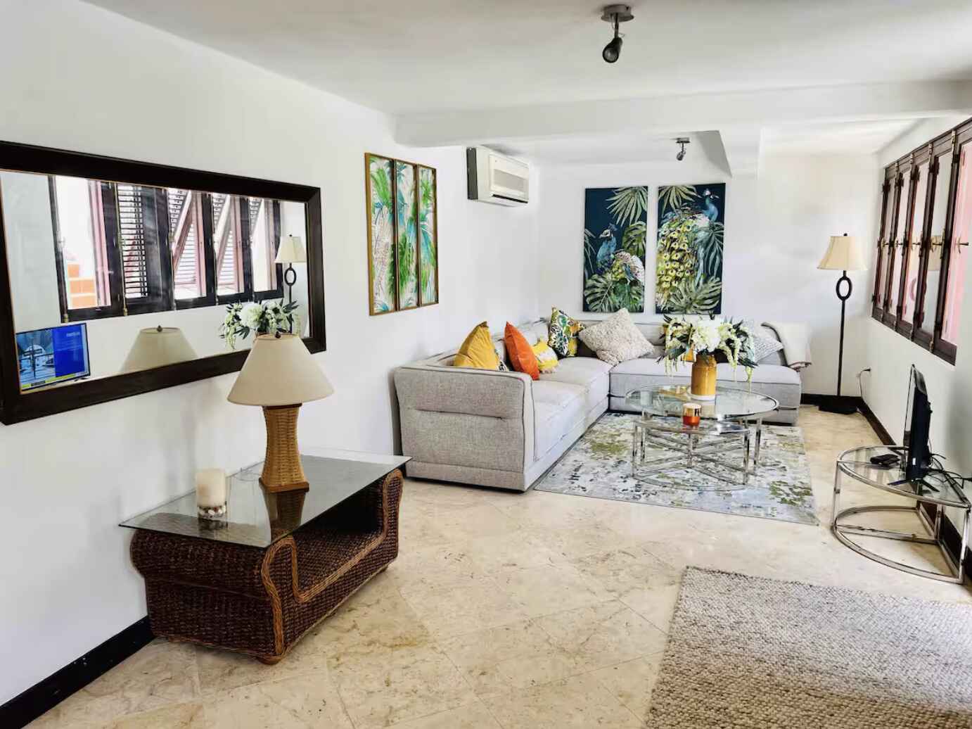 Mango Crescent No. 2