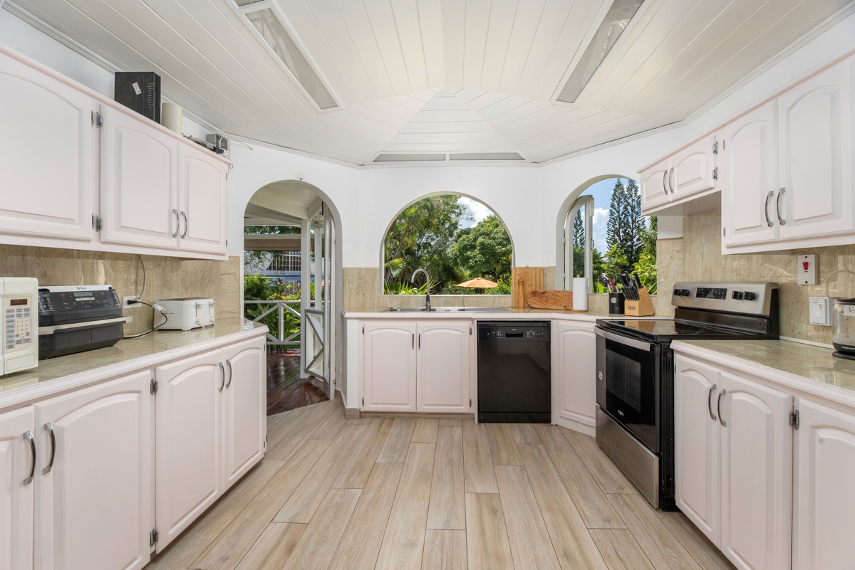 Image of Villa - 7 Bedrooms - 6 Bathrooms for Sale in Barbados, Image 5