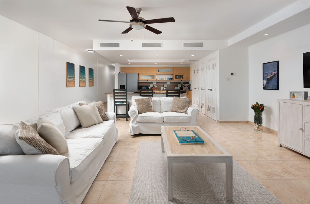 Image of Beachfront Apartment - 3 Bedrooms - 3 Bathrooms for Sale in Maxwell-Barbados, Image 5