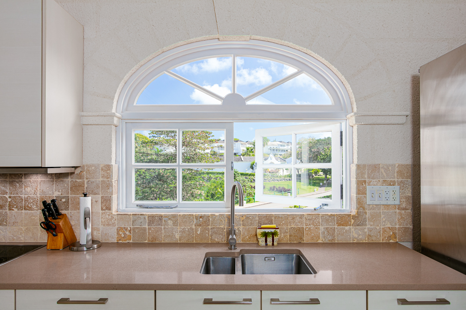 Image of Villa - 4 Bedrooms - 3 Bathrooms for Sale in Barbados, Image 11