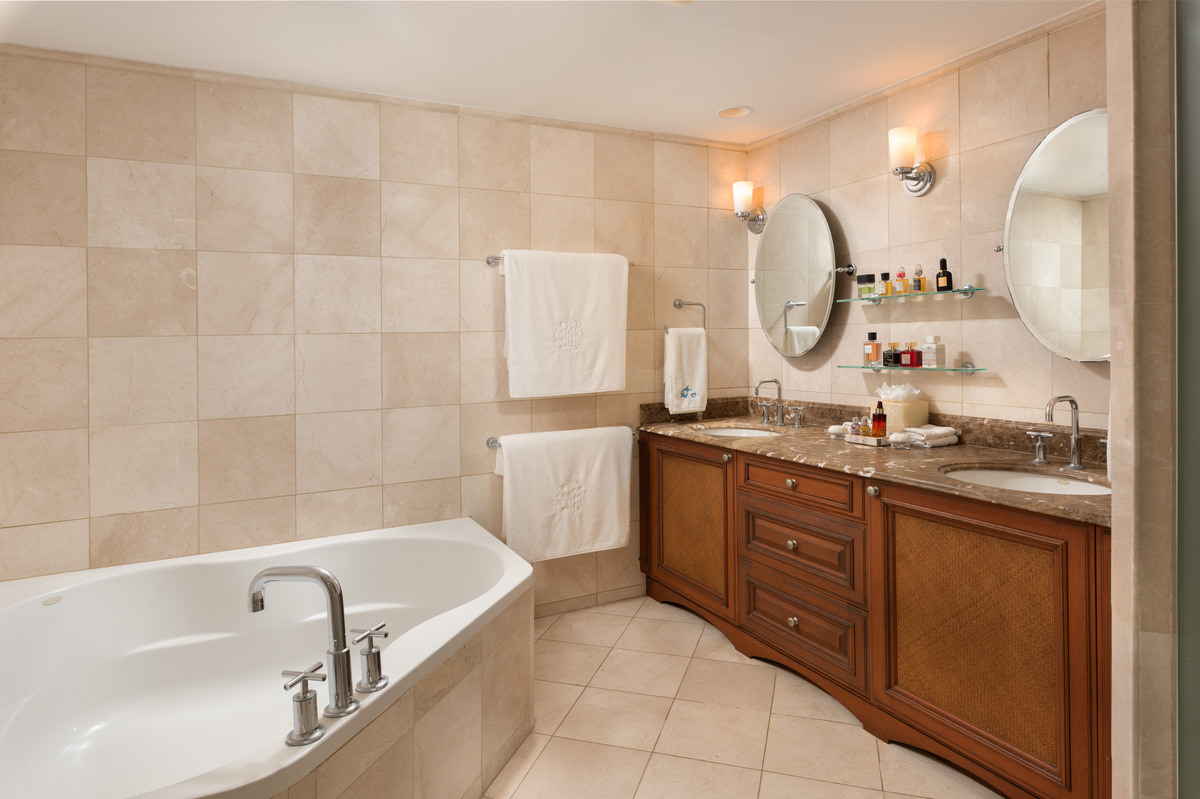  Image of Beachfront Apartment - 3 Bedrooms - 3 Bathrooms for Sales in Road View-Barbados, Image 6