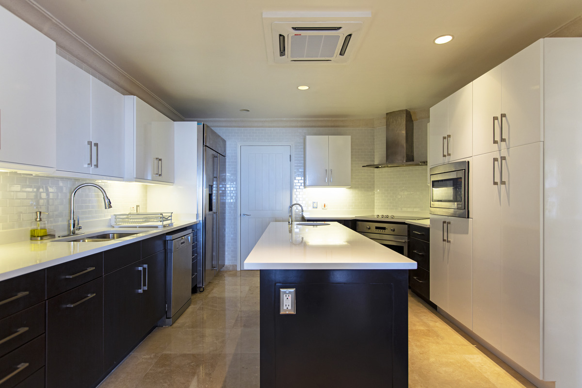 Image of Villa - 5 Bedrooms - 5 Bathrooms for Sale in Barbados, Image 7