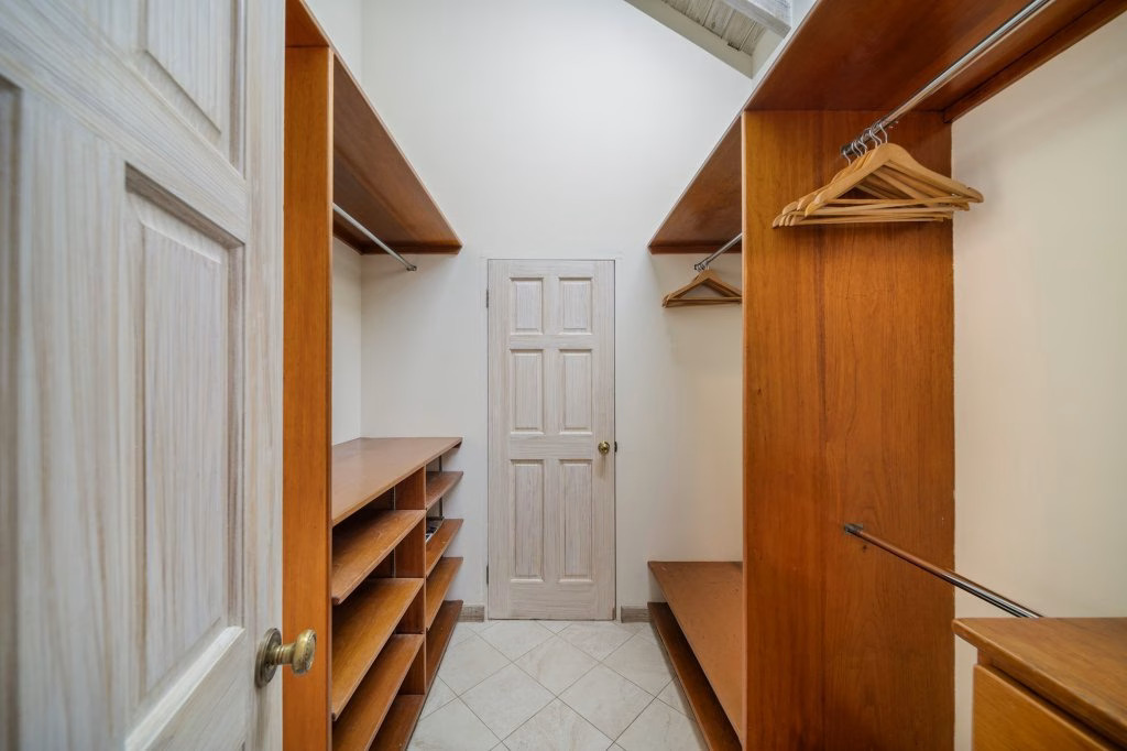 Sandy Lane – Sandalwood House