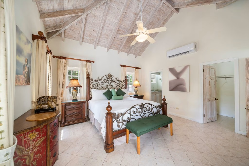 Sandy Lane – Sandalwood House