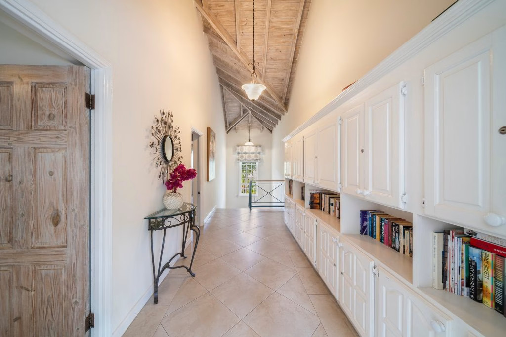 Sandy Lane – Sandalwood House