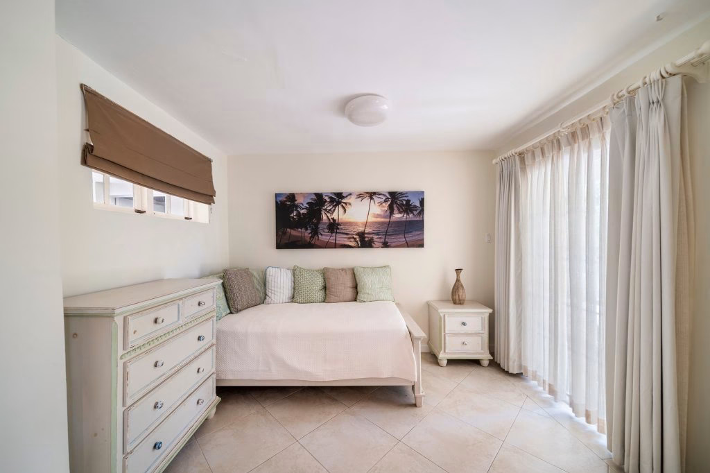 Sandy Lane – Sandalwood House