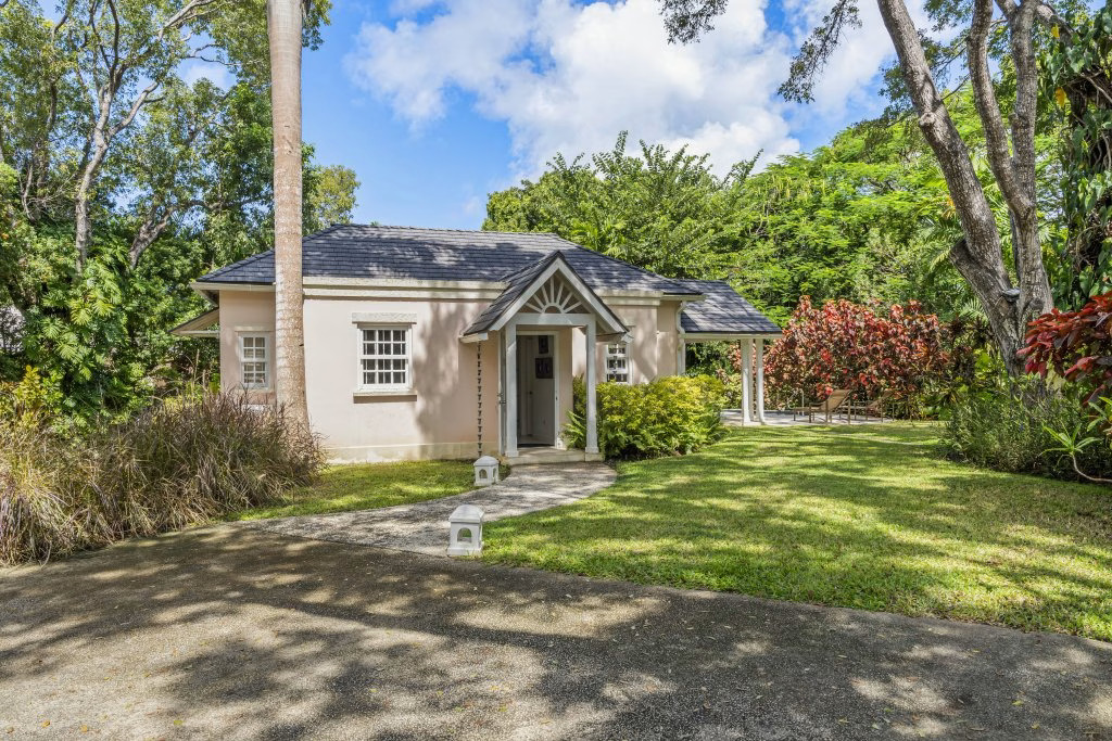 Sandy Lane – Sandalwood House