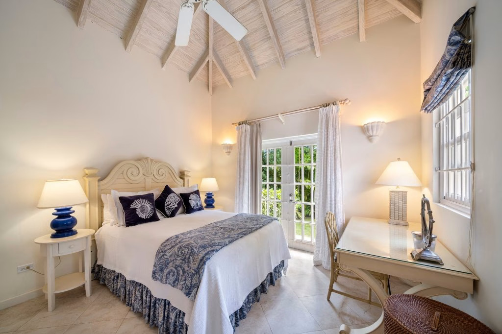 Sandy Lane – Sandalwood House