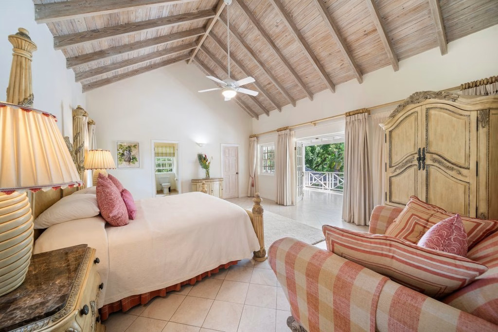 Sandy Lane – Sandalwood House