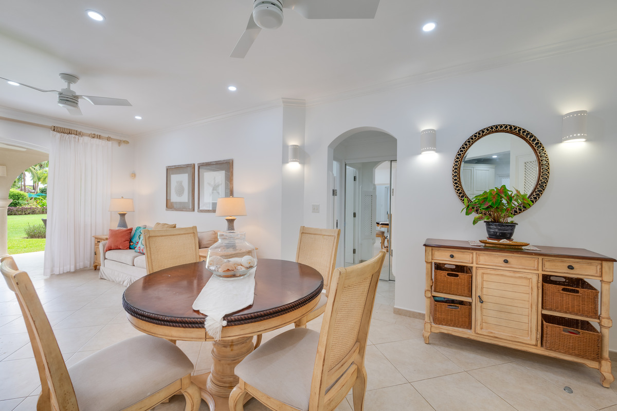 Image of Apartment - 2 Bedrooms - 2 Bathrooms for Sale in Mount Standfast-Barbados, Image 2