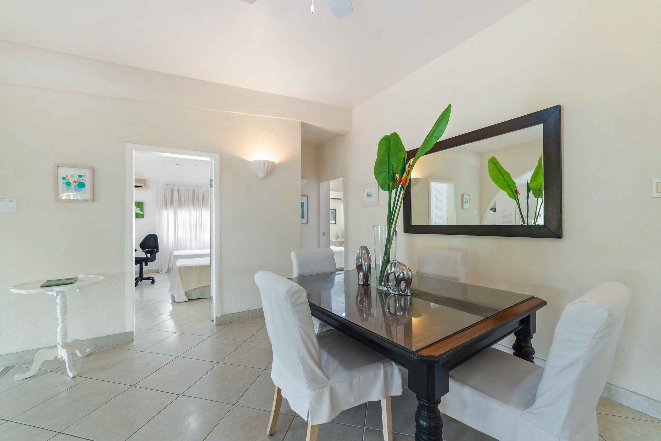 Sunset Crest – Cherry Avenue No. 82