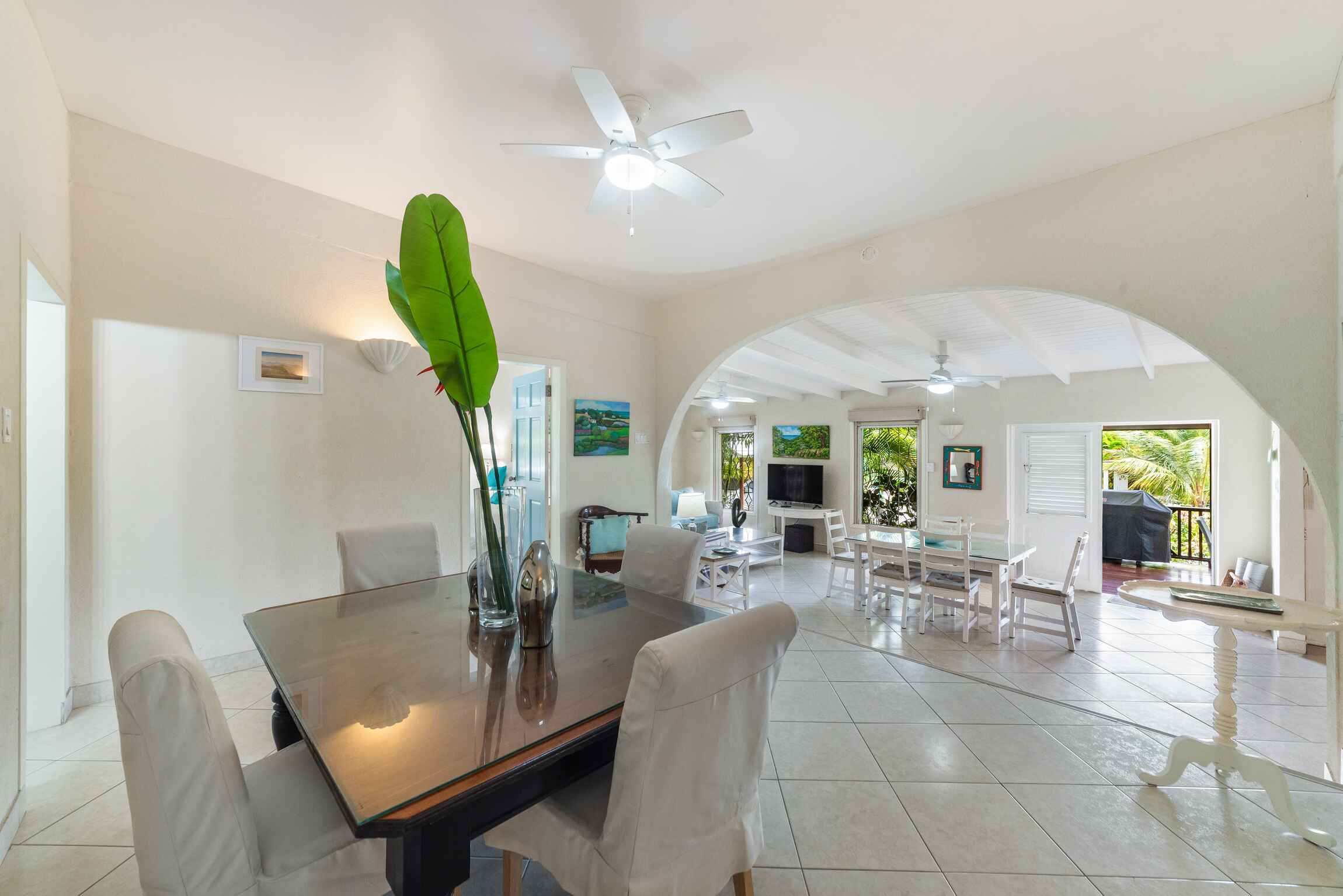 Sunset Crest – Cherry Avenue No. 82