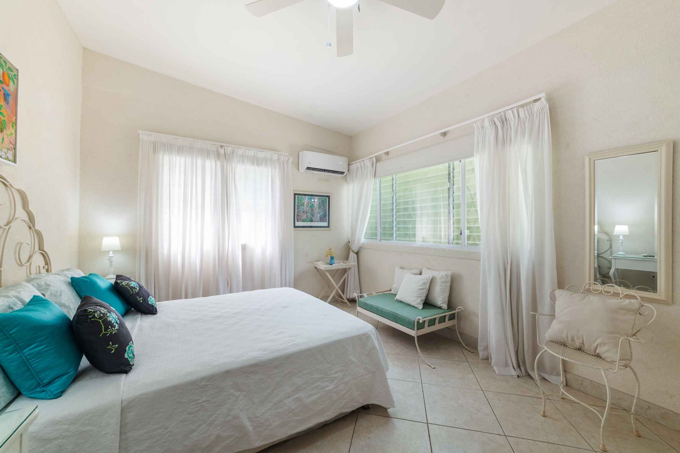 Sunset Crest – Cherry Avenue No. 82