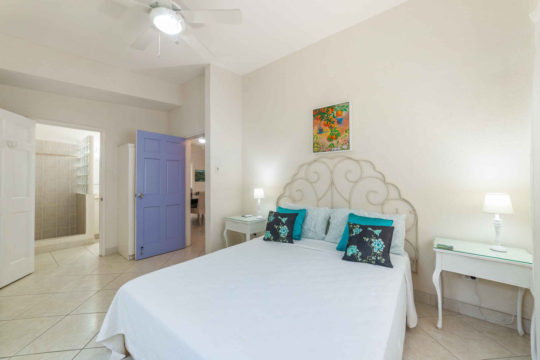 Sunset Crest – Cherry Avenue No. 82
