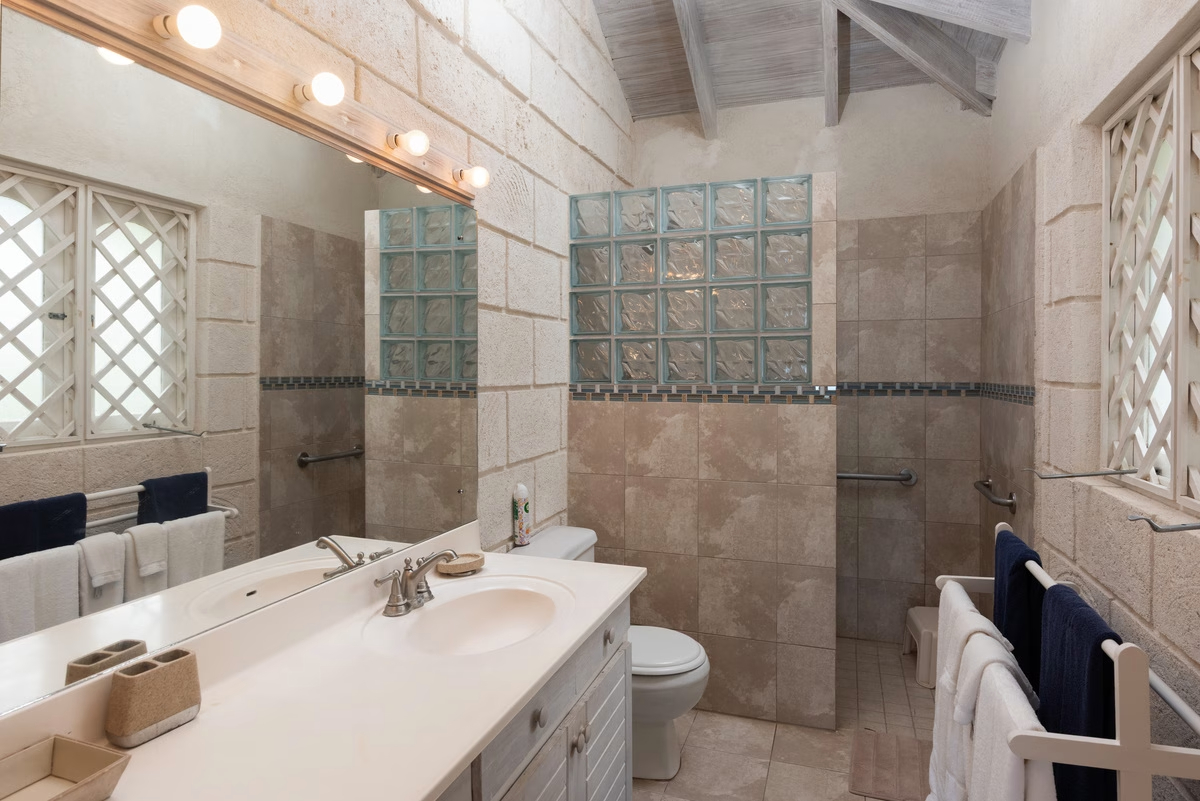 Image of Villa - 4 Bedrooms - 4 Bathrooms for Sale in Coral Point-Barbados, Image 22