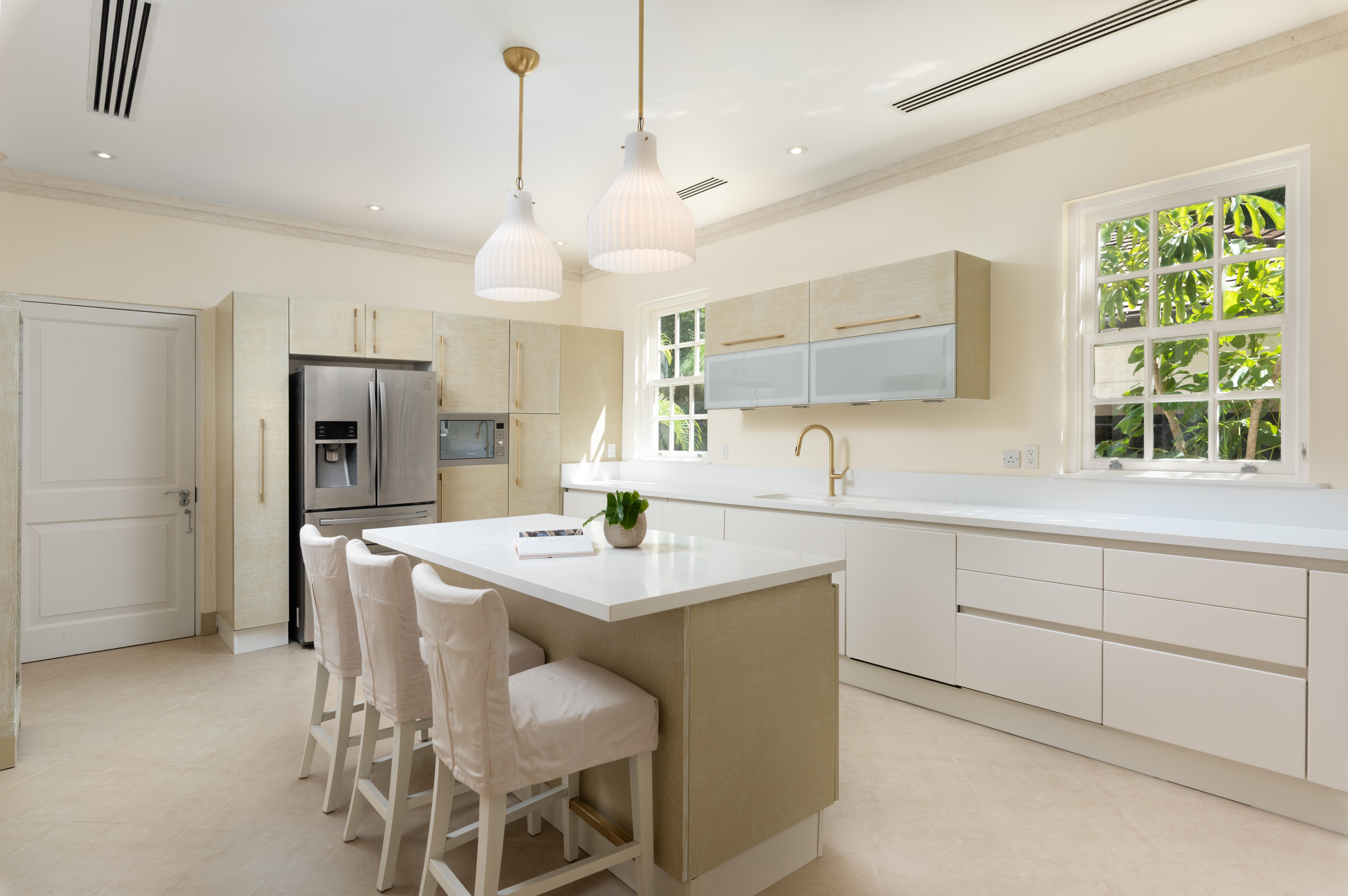 Image of Villa - 5 Bedrooms - 5 Bathrooms for Sale in Barbados, Image 5