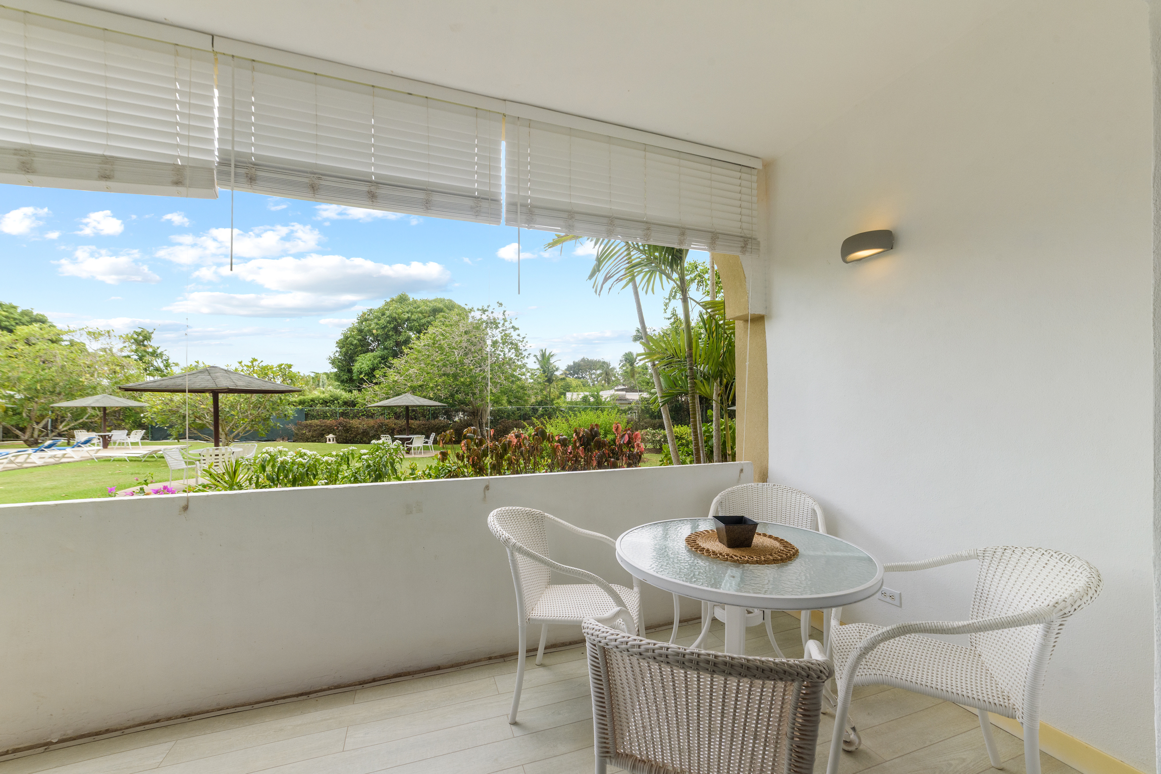 Image of Apartment - 1 Bedrooms - 1 Bathrooms for Rental in Sunset Crest-Barbados, Image 5