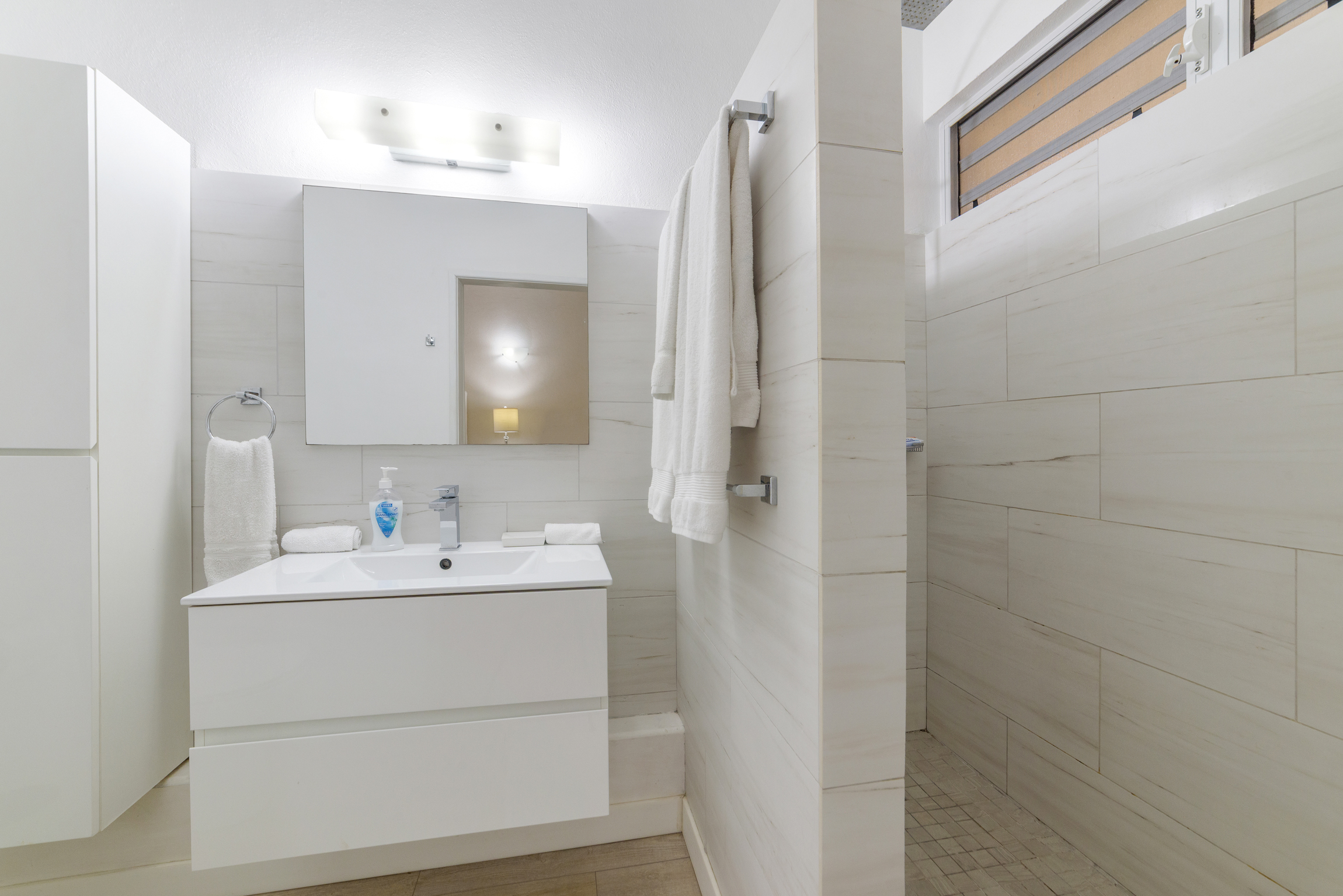  Image of Apartment - 1 Bedrooms - 1 Bathrooms for Holiday Rentals in Sunset Crest-Barbados, Image 14