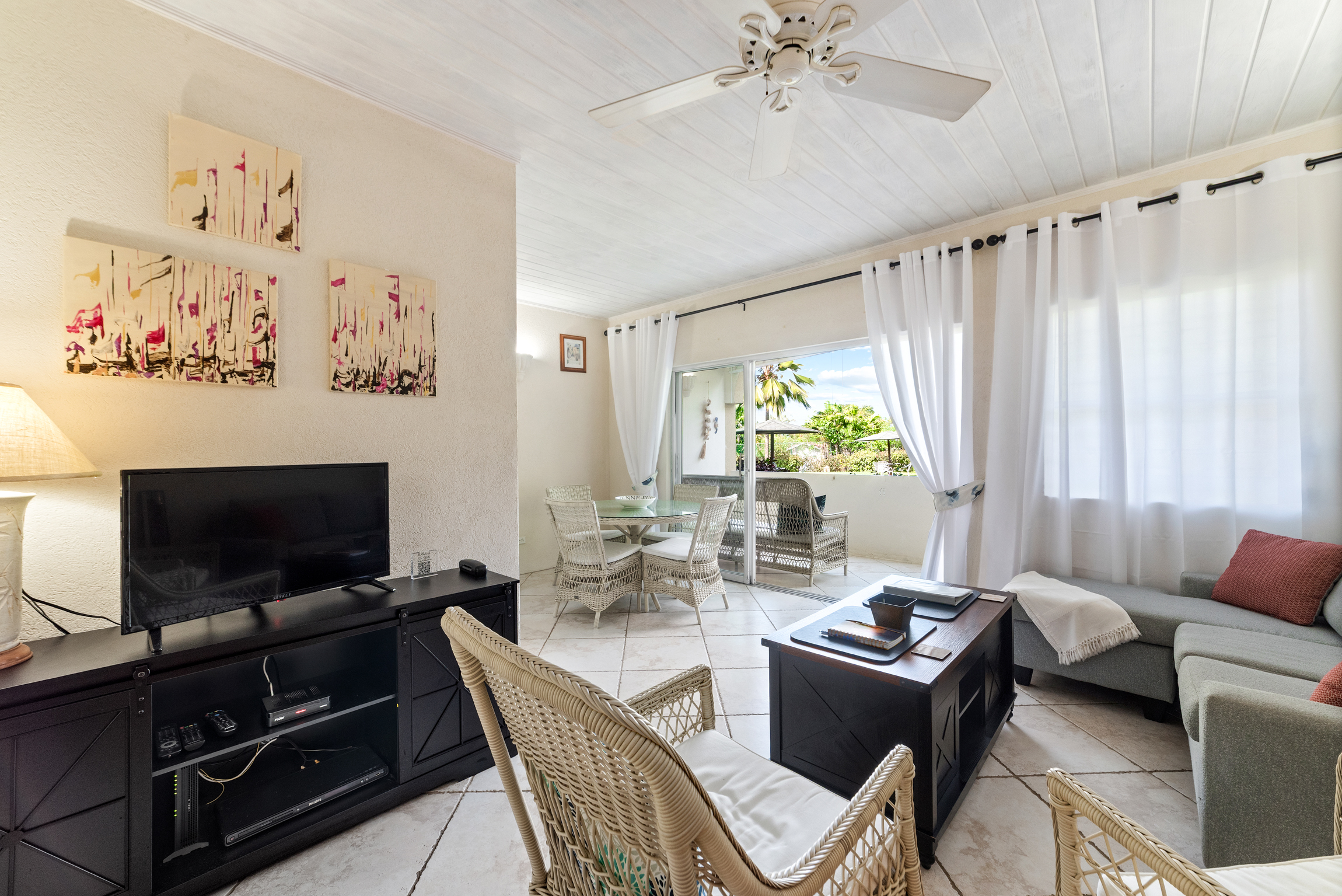  Image of Apartment - 1 Bedrooms - 1 Bathrooms for Holiday Rentals in Sunset Crest-Barbados, Image 6