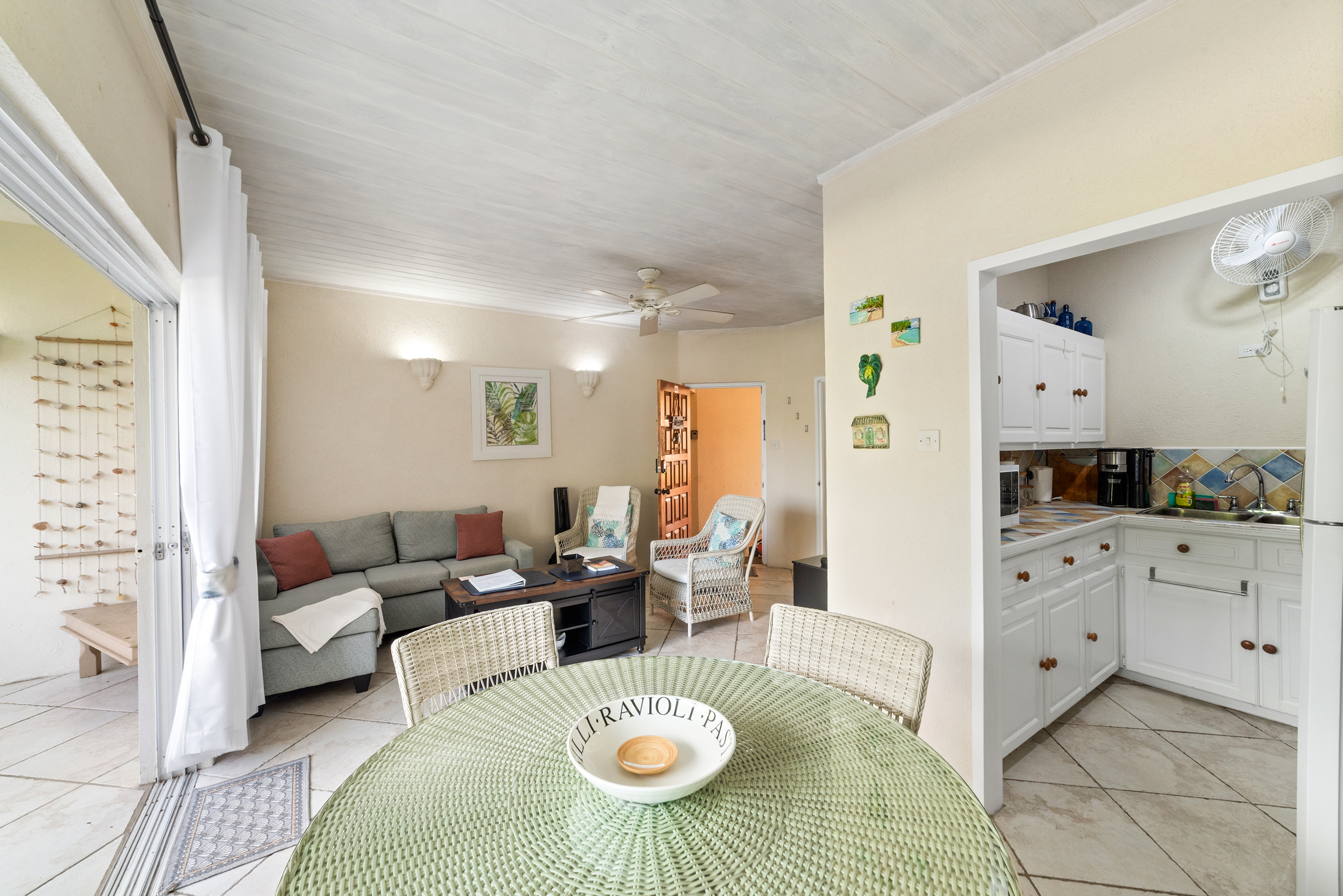  Image of Apartment - 1 Bedrooms - 1 Bathrooms for Holiday Rentals in Sunset Crest-Barbados, Image 9