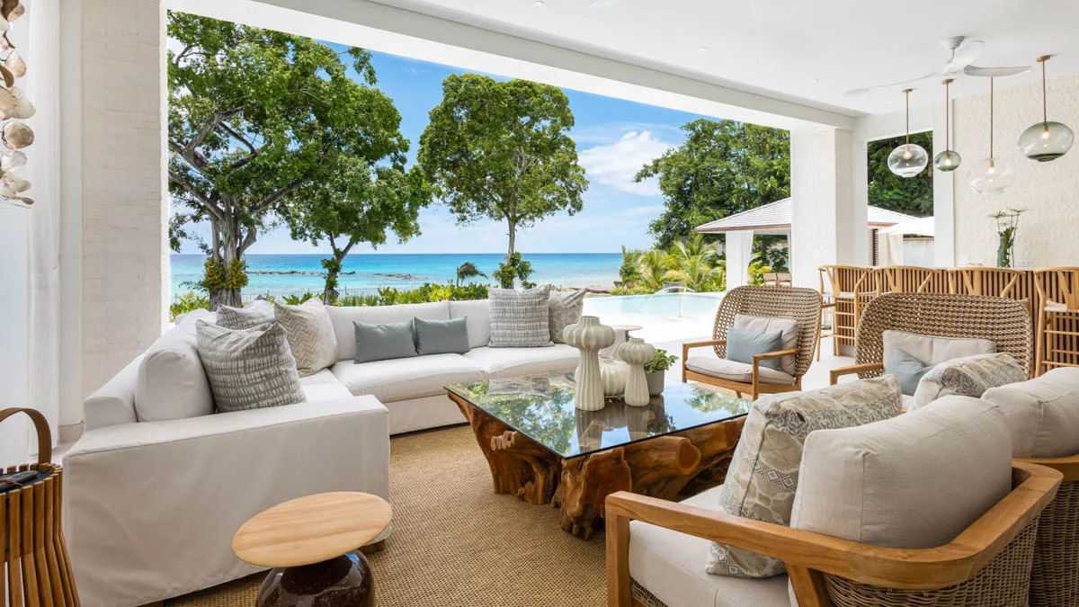  Image of Beachfront Villa - 6 Bedrooms - 6 Bathrooms for Sales in Holetown-Barbados, Image 8