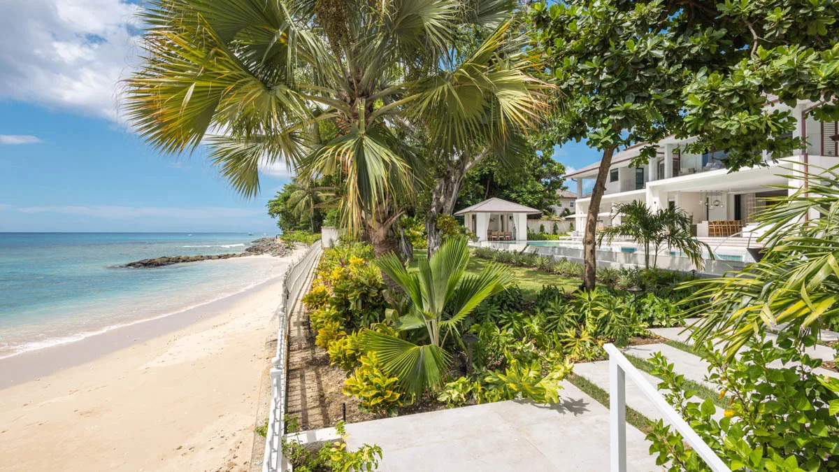  Image of Beachfront Villa - 6 Bedrooms - 6 Bathrooms for Sales in Holetown-Barbados, Image 28