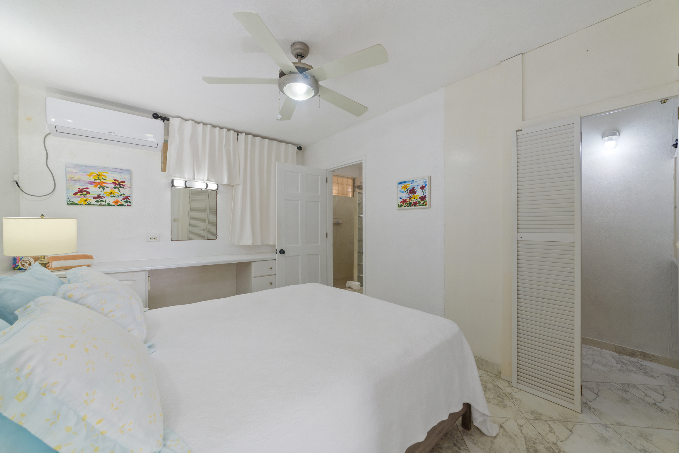  Image of Apartment - 1 Bedrooms - 1 Bathrooms for Holiday Rentals in Sunset Crest-Barbados, Image 10
