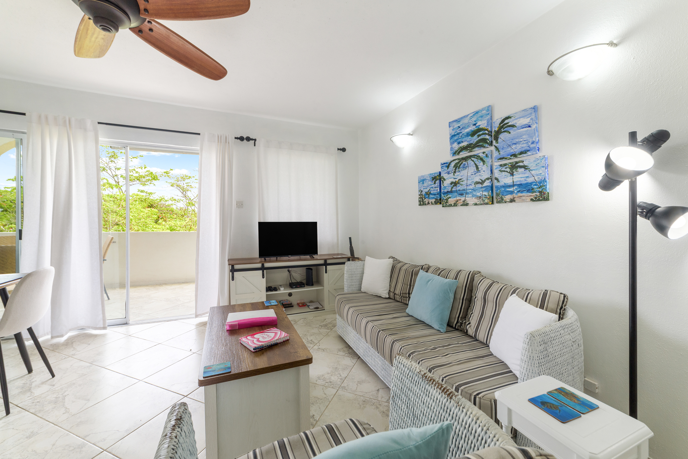 Image of Apartment - 1 Bedrooms - 1 Bathrooms for Rental in Sunset Crest-Barbados, Image 3