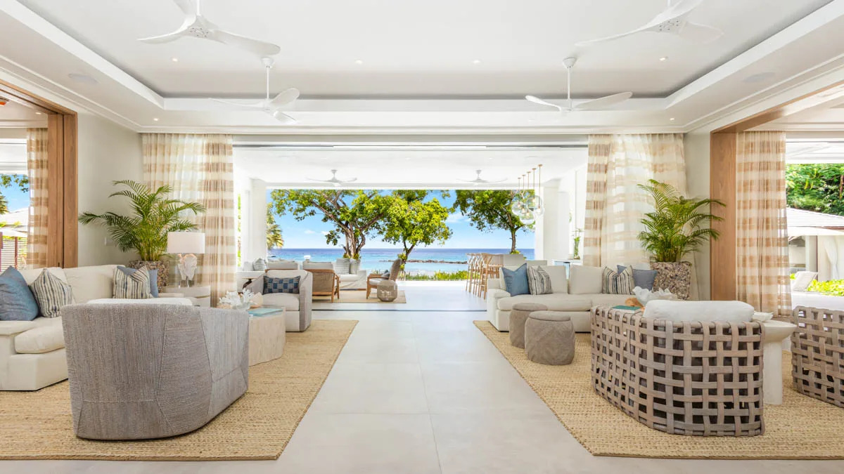  Image of Beachfront Villa - 6 Bedrooms - 6 Bathrooms for Holiday Rentals in Holetown-Barbados, Image 9