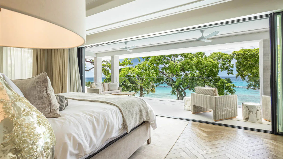  Image of Beachfront Villa - 6 Bedrooms - 6 Bathrooms for Holiday Rentals in Holetown-Barbados, Image 13