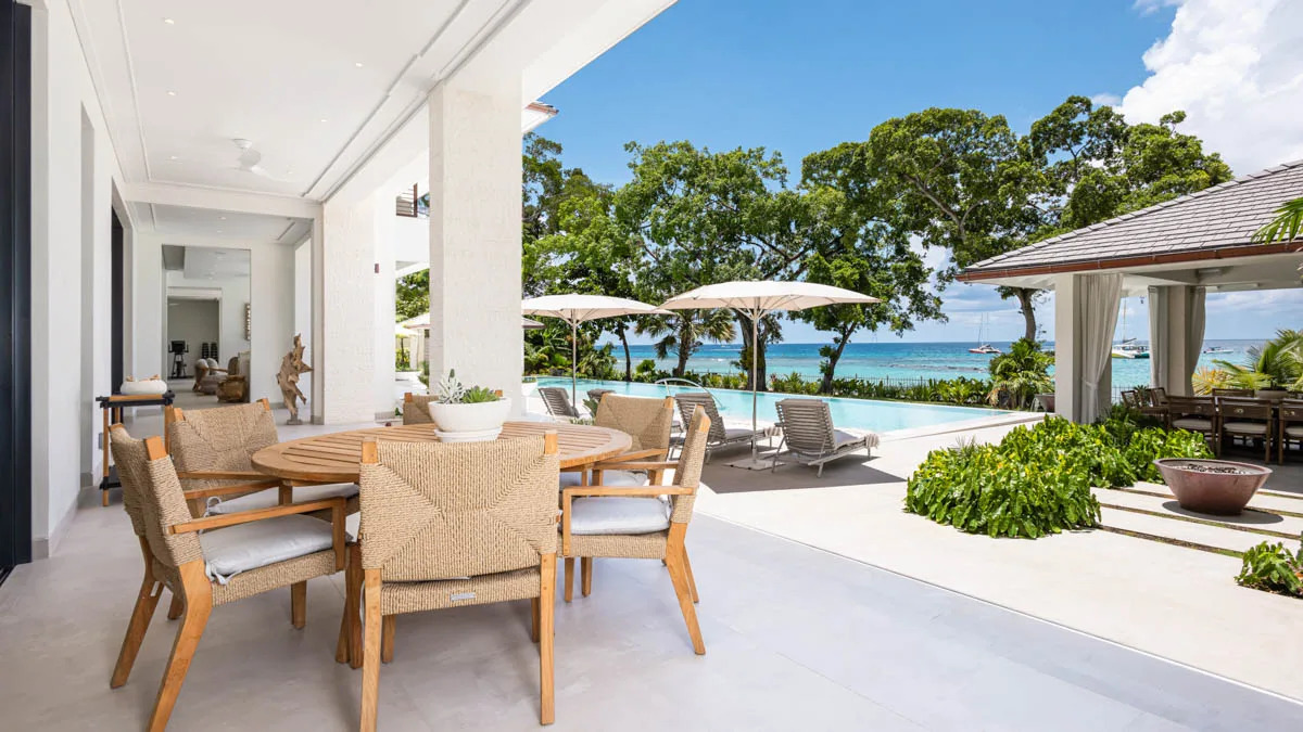  Image of Beachfront Villa - 6 Bedrooms - 6 Bathrooms for Holiday Rentals in Holetown-Barbados, Image 22