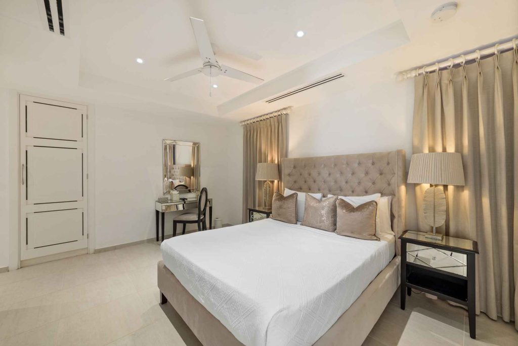  Image of  - 3 Bedrooms - 3 Bathrooms for Holiday Rentals in Paynes Bay-Barbados, Image 17
