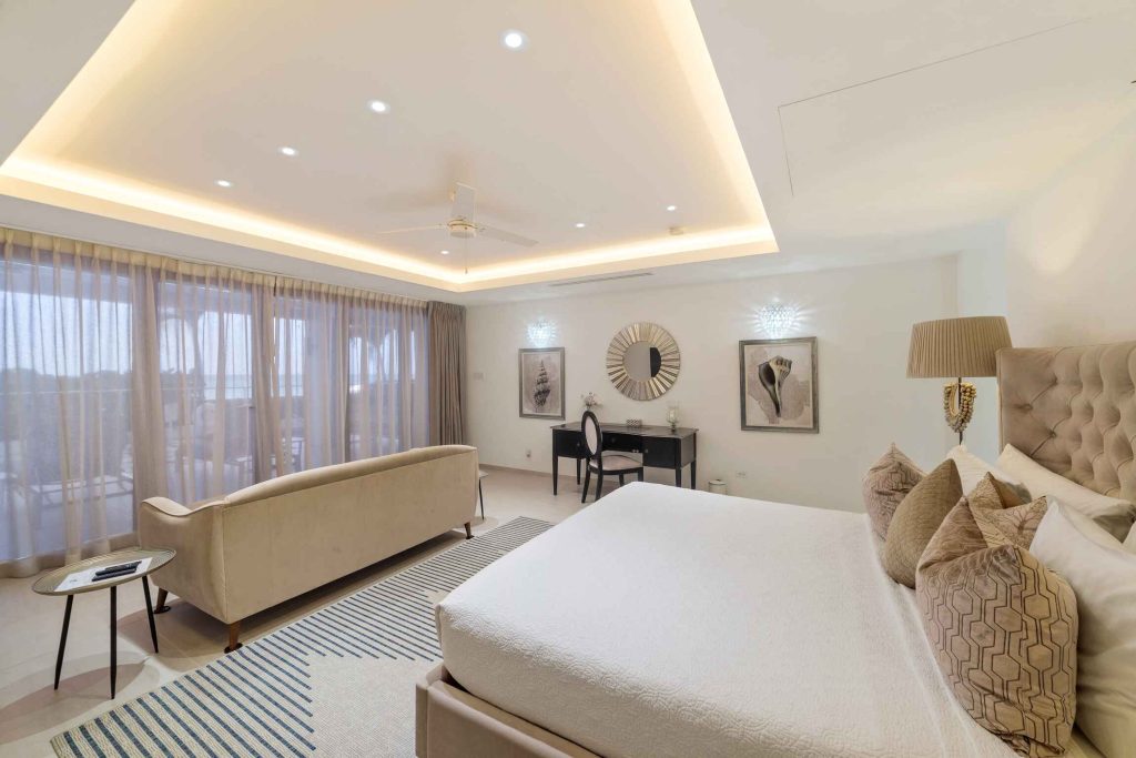  Image of  - 3 Bedrooms - 3 Bathrooms for Holiday Rentals in Paynes Bay-Barbados, Image 37