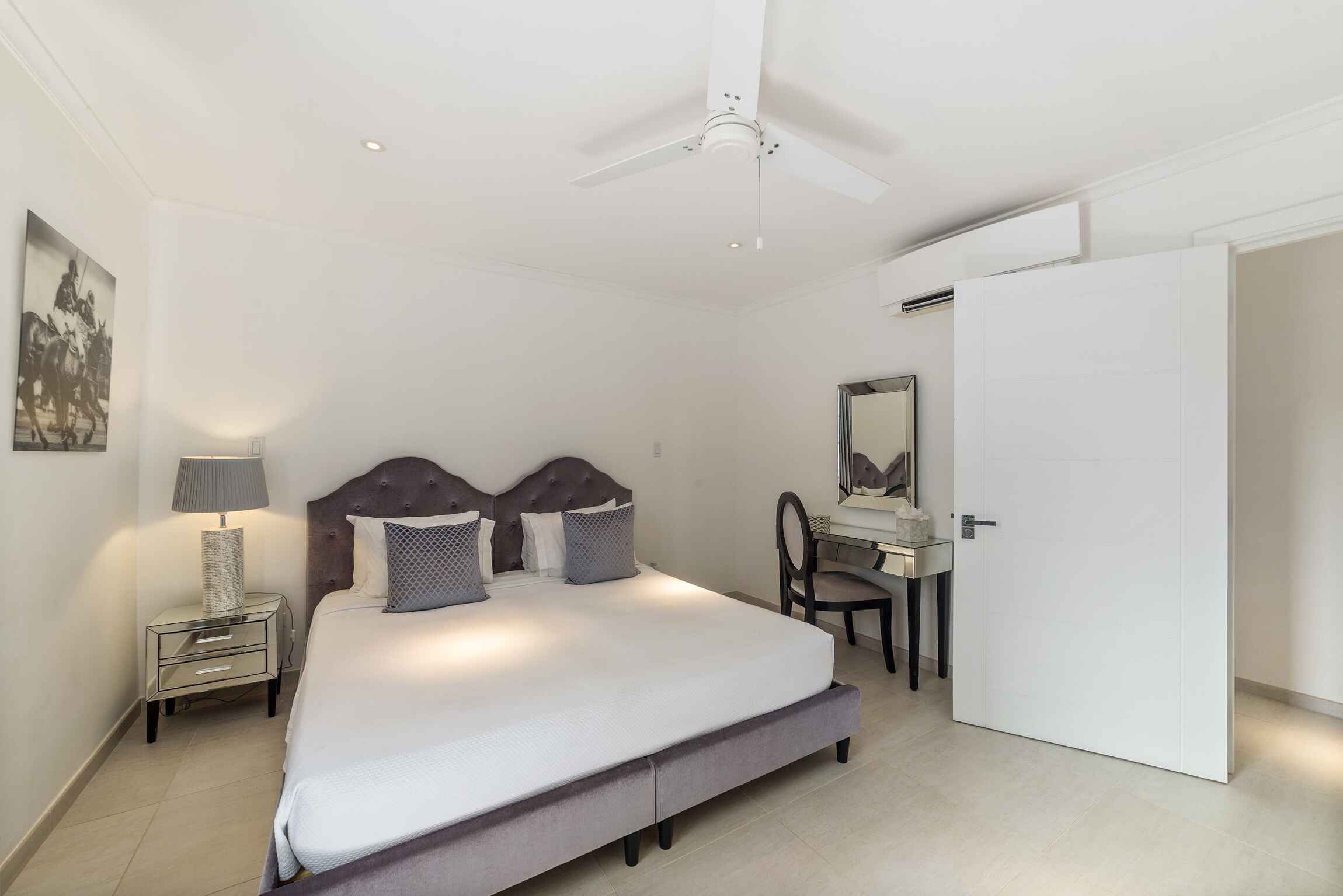  Image of  - 3 Bedrooms - 3 Bathrooms for Holiday Rentals in Paynes Bay-Barbados, Image 12