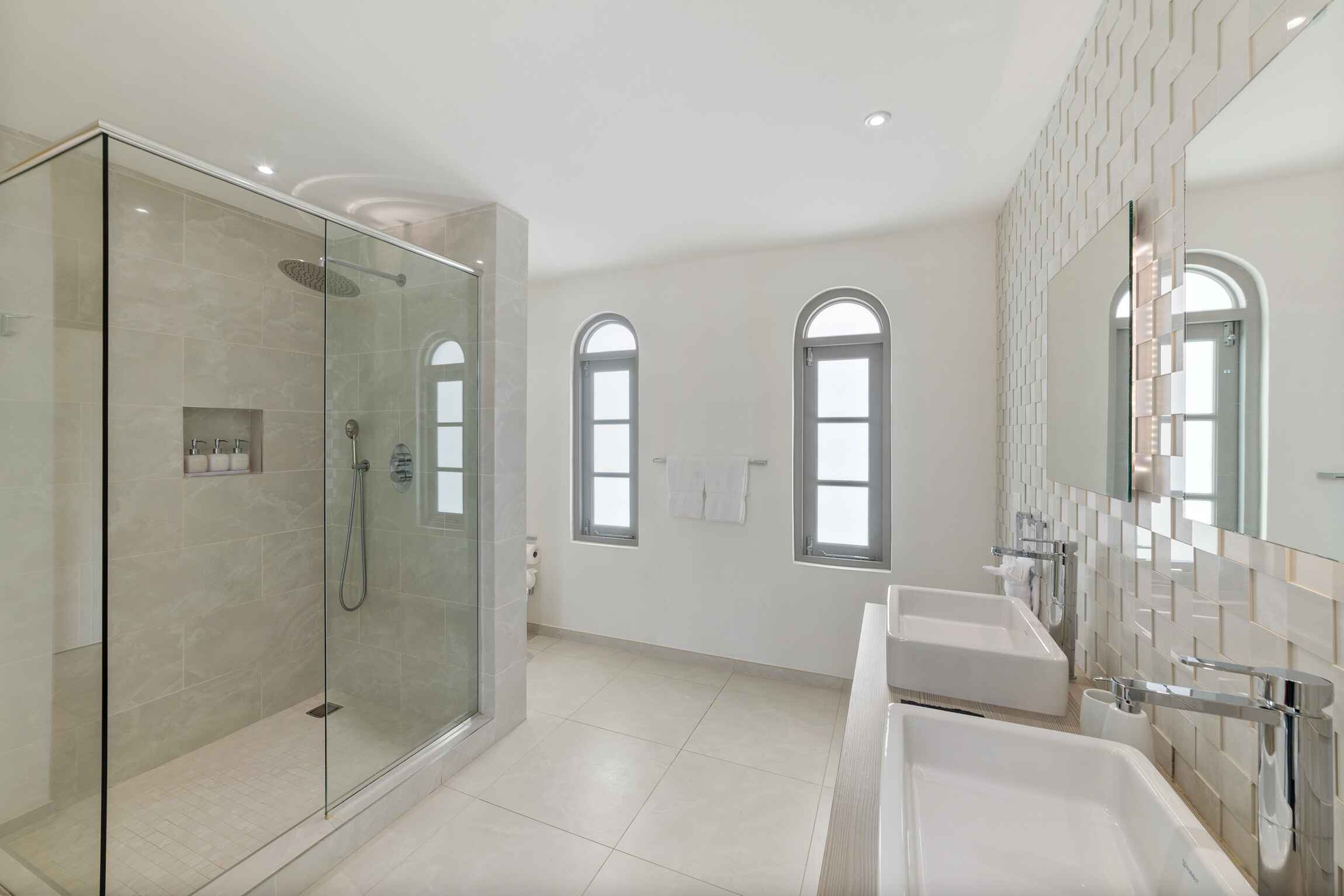  Image of  - 3 Bedrooms - 3 Bathrooms for Holiday Rentals in Paynes Bay-Barbados, Image 16