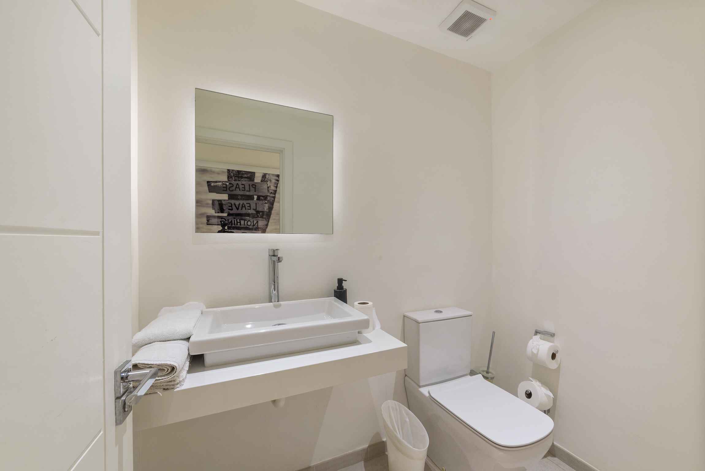  Image of  - 3 Bedrooms - 3 Bathrooms for Holiday Rentals in Paynes Bay-Barbados, Image 22